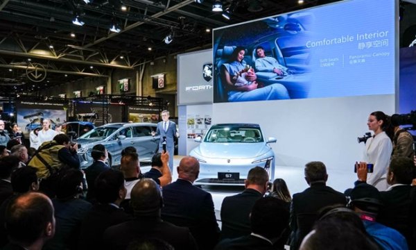 十大炒股杠杆平台 巴黎车展掀起“华流” 中国品牌引关注