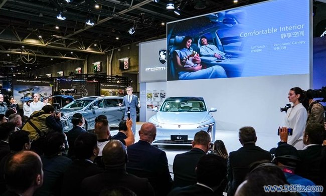 图为巴黎车展中国车企展台。受访方供图